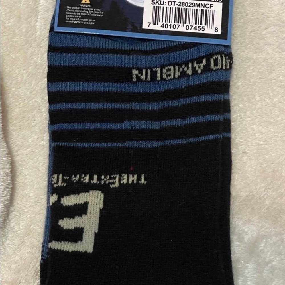 E.T. Mens’s socks 1 pair size 7-12 - Picture 2 of 2